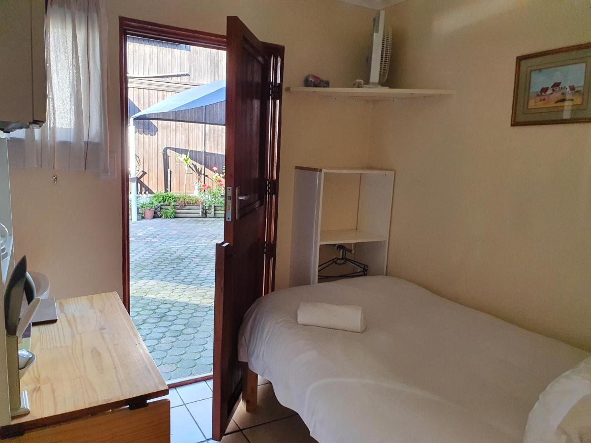 Lakeside Accommodation Книсна Екстериор снимка