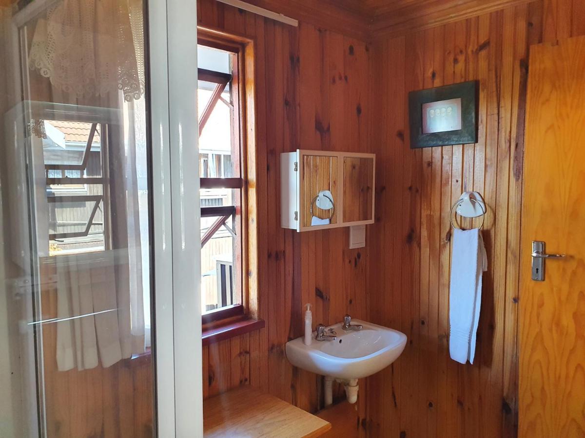 Lakeside Accommodation Книсна Екстериор снимка
